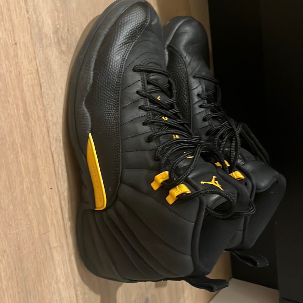 Jordan 12 Black Taxi